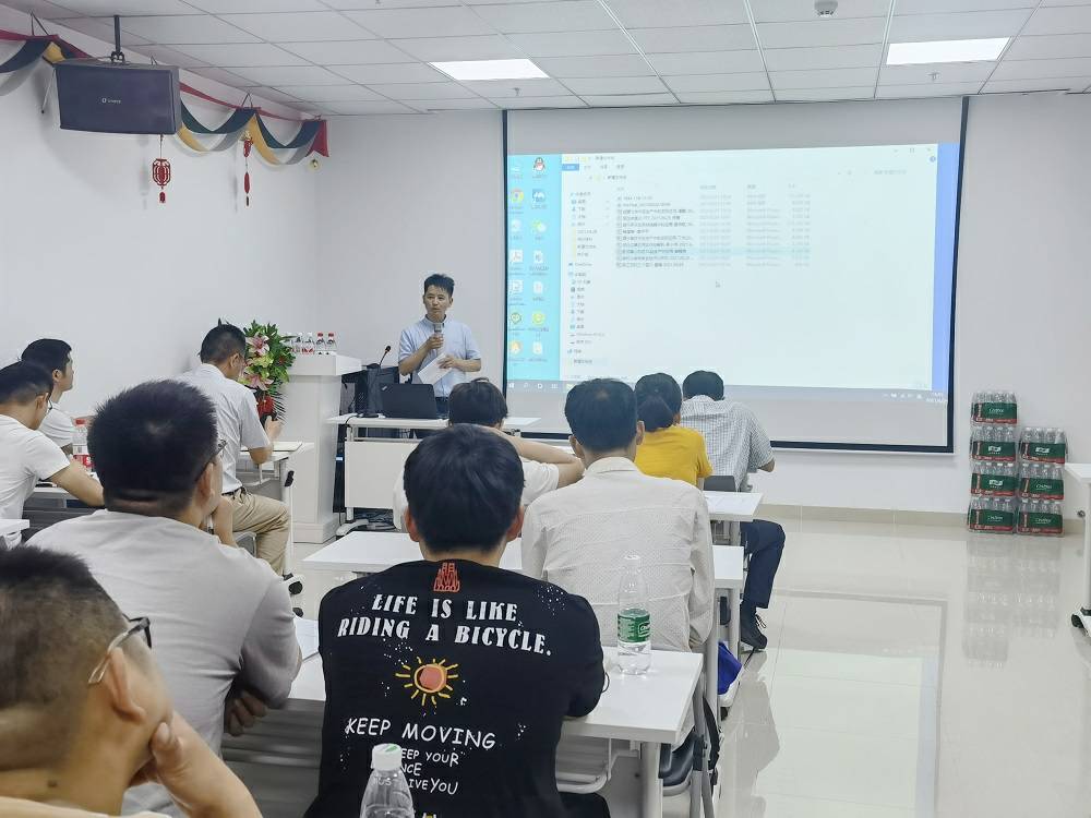 乐虎官方网站-乐虎LEHU(中国)药业技术交流会 (3) - 副本.jpg